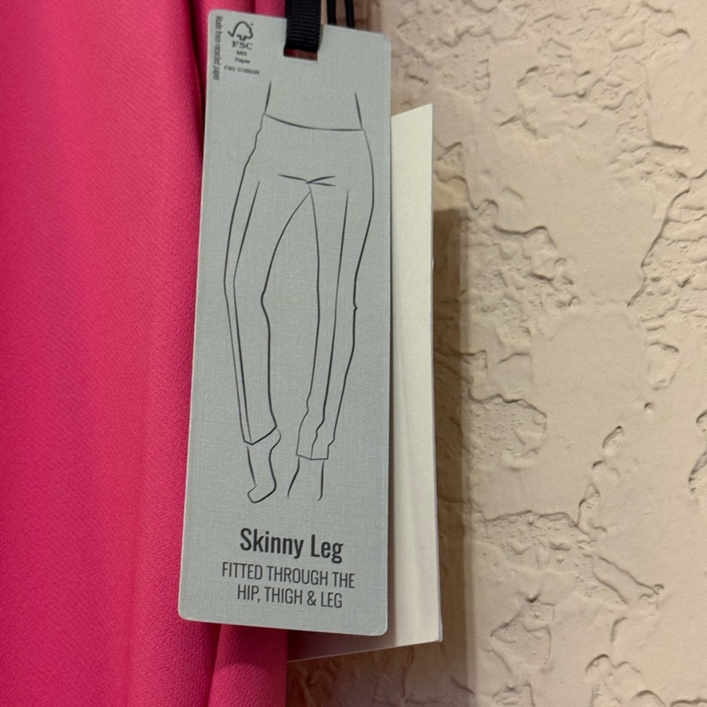 Pink slacks - Picture 3 of 5